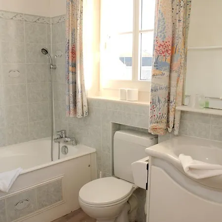 Hotel Luxury Entirely Next To The Eiffel Tower - Paris